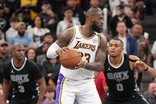 开云在线-詹眉最佳模式上线！詹皇三双破纪录，浓眉40+12无解