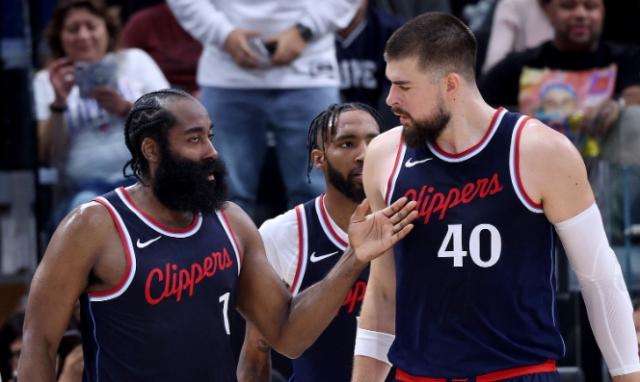 开云下载-哈登赛季双杀库里 快艇为何总能成为勇士杀手？